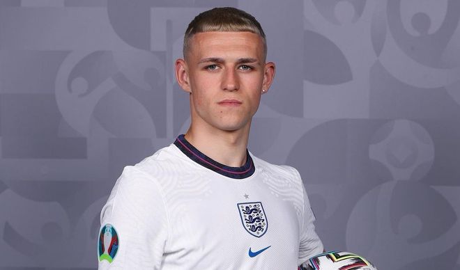 王钰栋则展 王钰栋则展