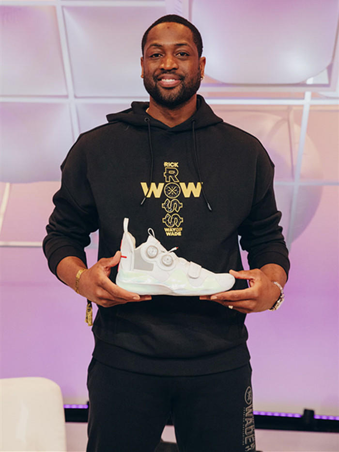 完成三人围 完成三人围